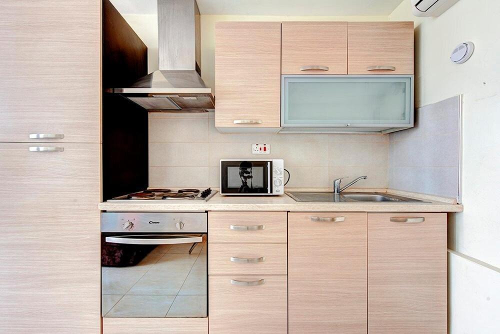 St Helen Residences - Spacious Sliema Apartments & Penthouses - Shortletsmalta Buitenkant foto