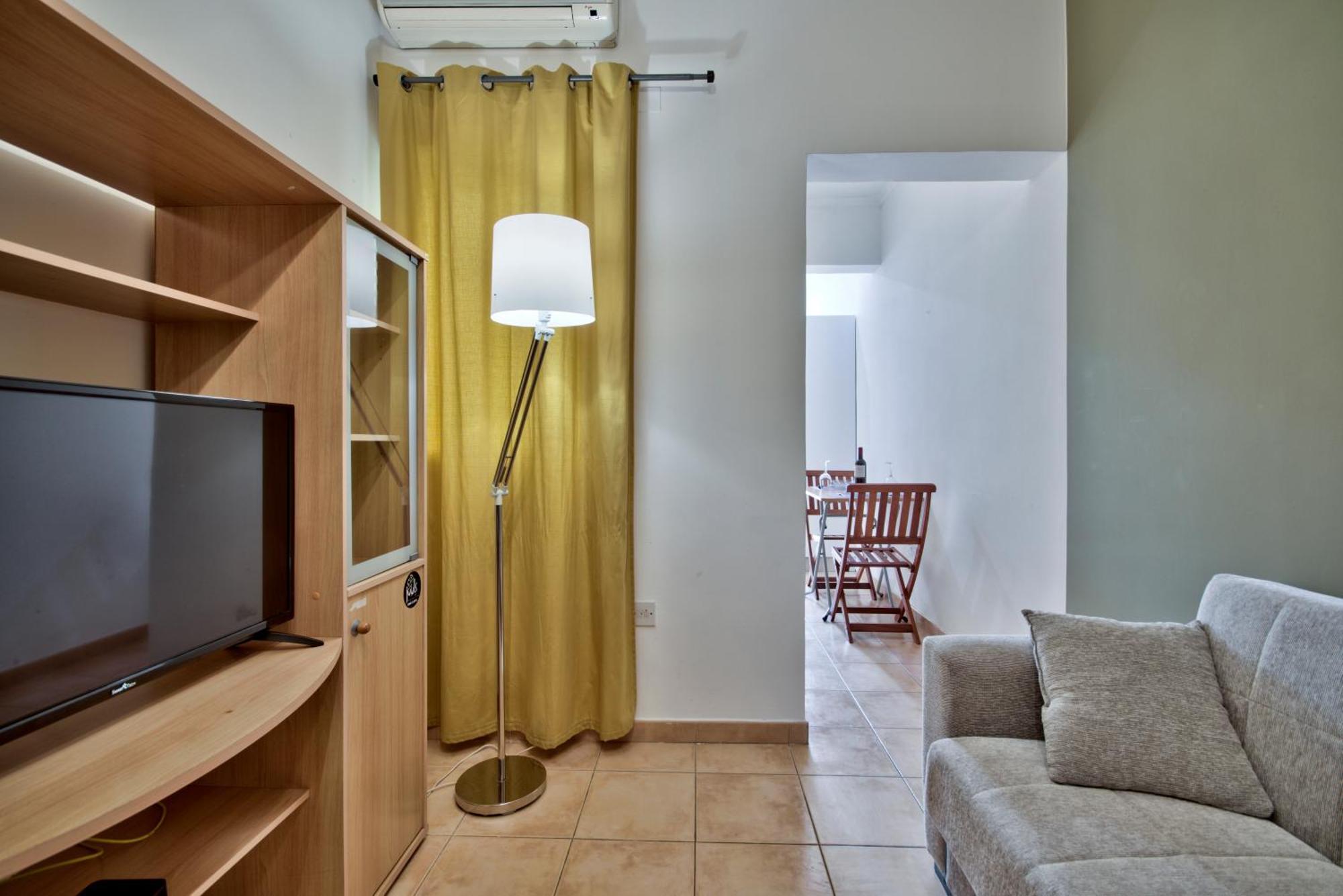 St Helen Residences - Spacious Sliema Apartments & Penthouses - Shortletsmalta Buitenkant foto